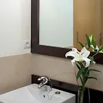 웰로 아파트먼트 *